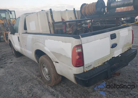 2013 Ford F-350 Xl z USA, uszkodzony, nr VIN 1FTBF3A63DEA62643